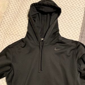 Men’s Nike sweatshirt